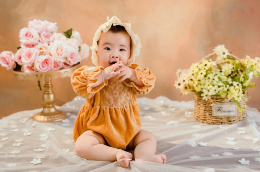 贵州宝宝几个月会转头